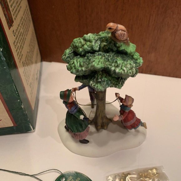 12 Days Of Dickens Village Department 56 Dept 56 A Partridge In A Pear Tree - Picture 7 of 12